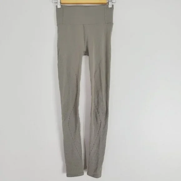 Lululemon REAVEAL TIGHT CARBON DUST LEGGING - Picture 2 of 16